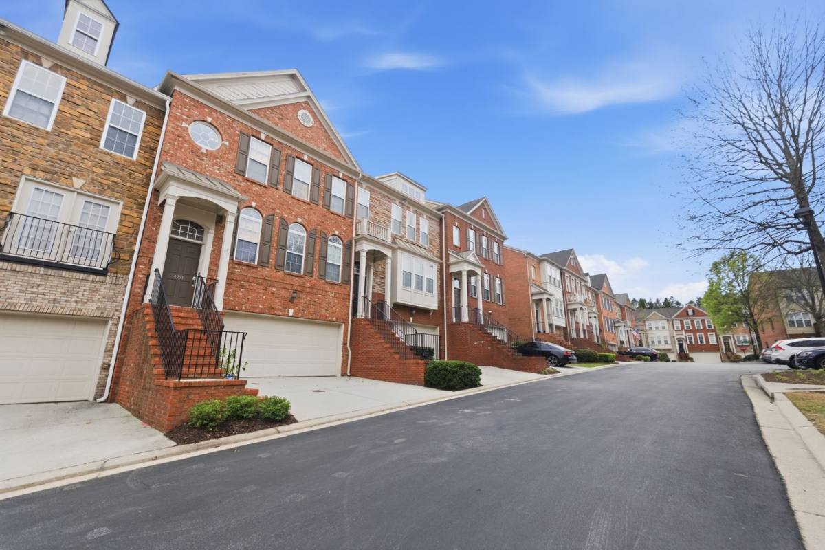 Townhouse for rent at 4953 Colchester Court, Atlanta, GA 30339