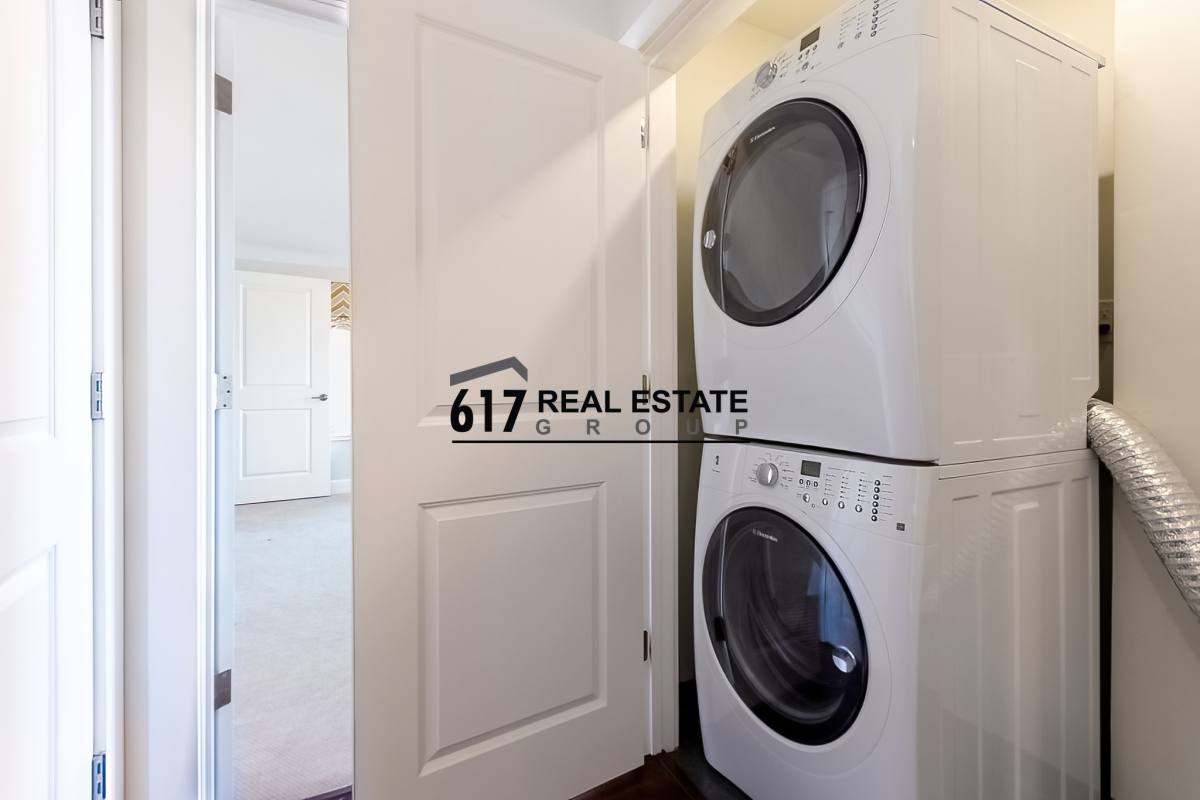 Apartment for rent at 1501 Commonwealth Ave #PH3, Brighton, MA 02135