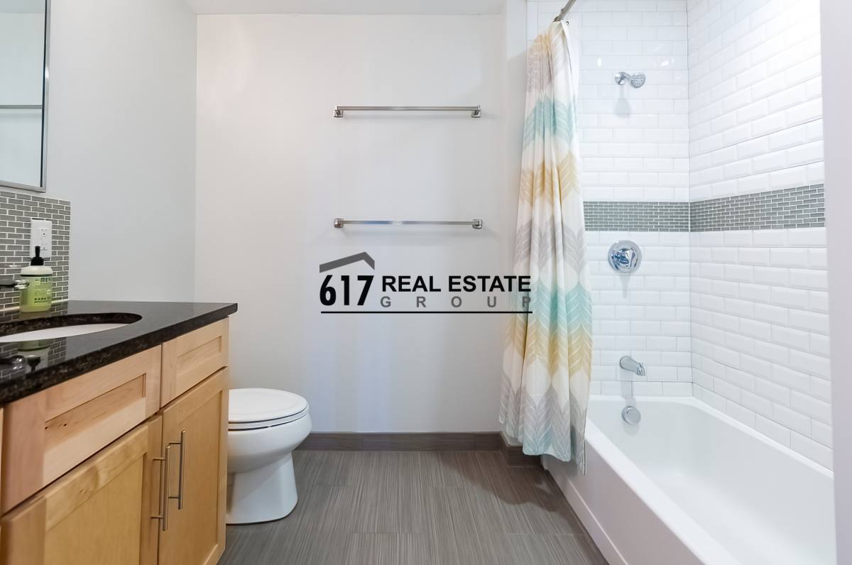 Apartment for rent at 1501 Commonwealth Ave #PH3, Brighton, MA 02135