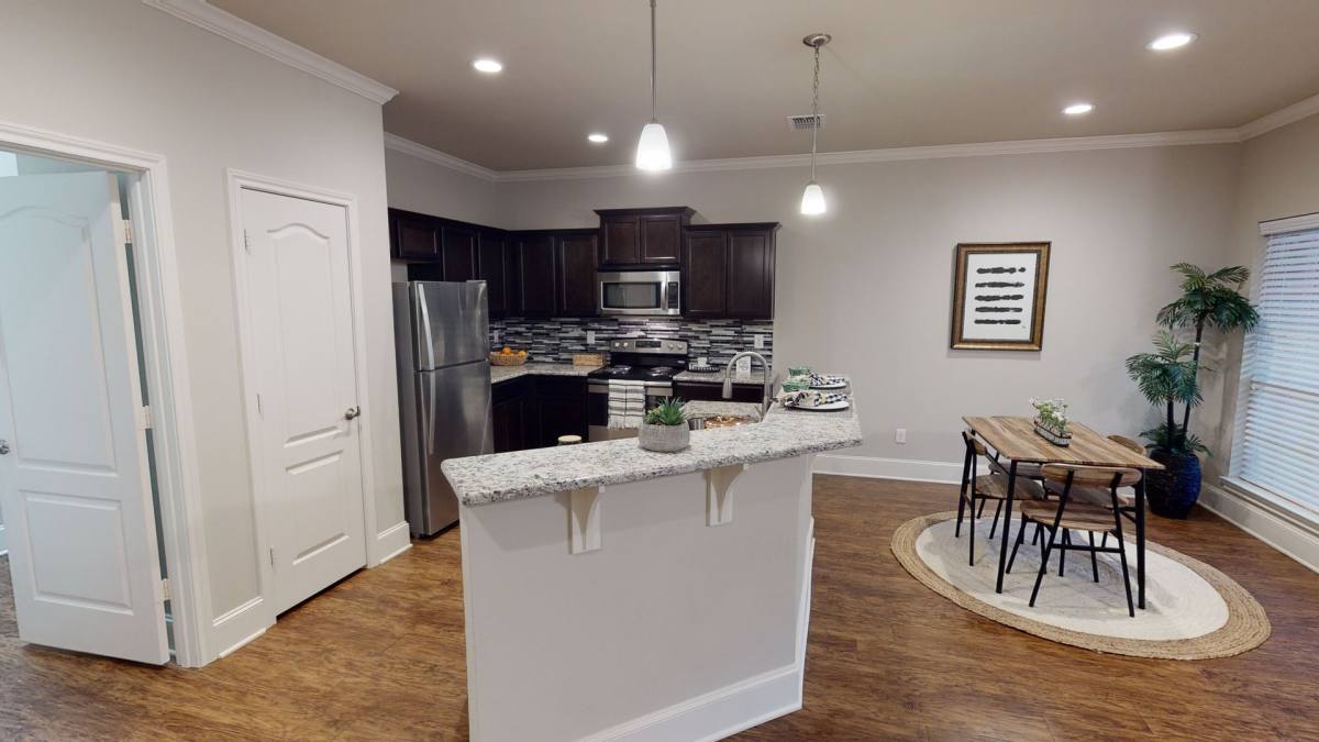 Townhouse for rent at 915 E Grande Blvd, Tyler, TX 75703