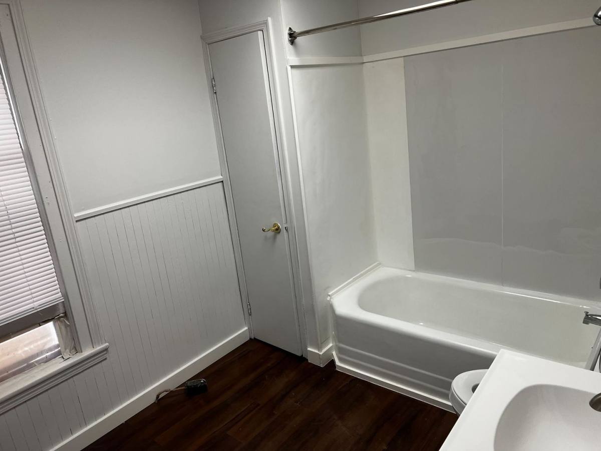 Apartment for rent at 1418-1422 5th Ave, Watervliet, NY 12189