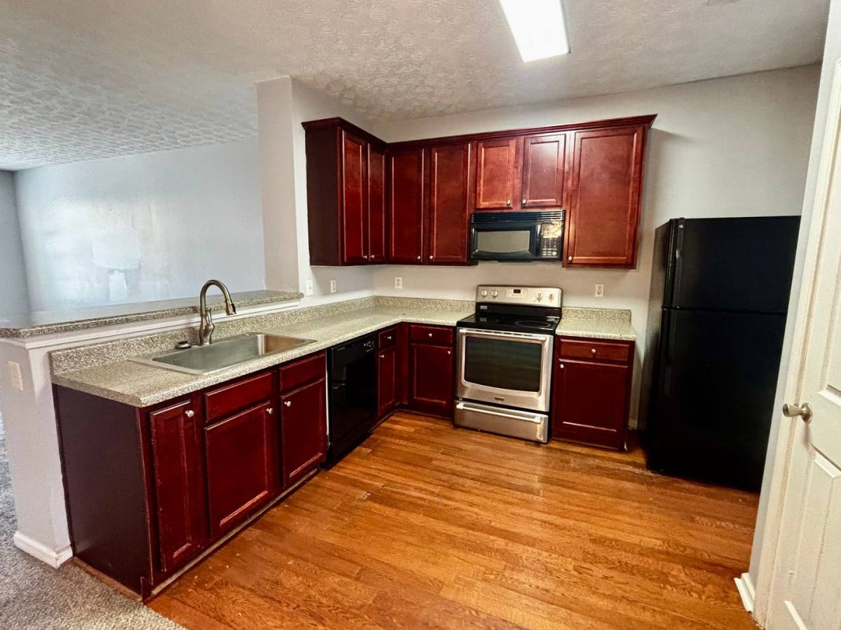 Townhouse for rent at 4249 High Park Lane, Atlanta, GA 30344