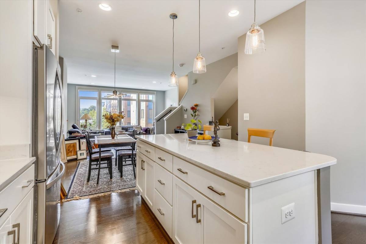 Townhouse for rent at 8052 Red Hook St, Derwood, MD 20855