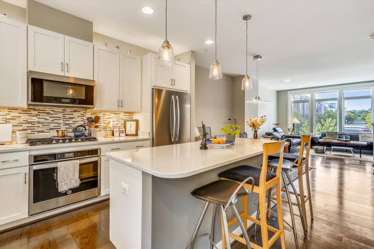 Townhouse for rent at 8052 Red Hook St, Derwood, MD 20855
