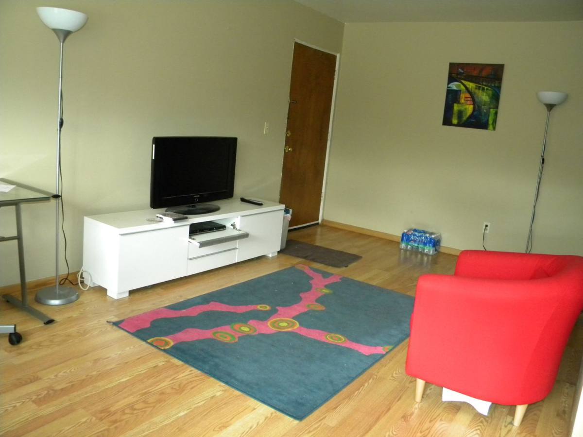 Apartment for rent at 1838 Hayes St NE, Minneapolis, MN 55418