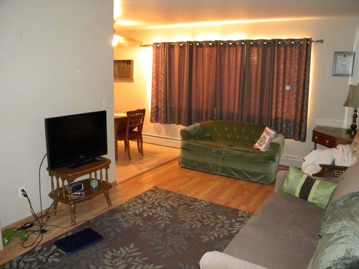 Apartment for rent at 1838 Hayes St NE, Minneapolis, MN 55418