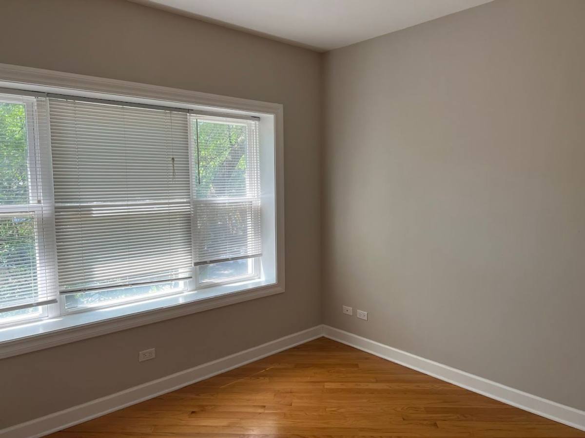 Apartment for rent at 2120 W Arthur, Chicago, IL 60645