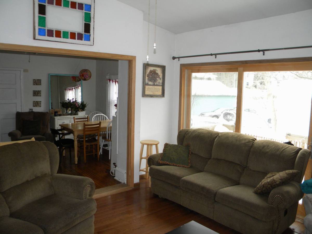 Apartment for rent at 2215 Como Ave, Saint Paul, MN 55108