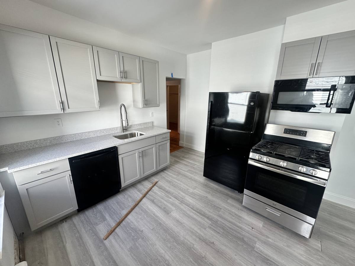 House for rent at 61 Webster Ave #3R, Somerville, MA 02143