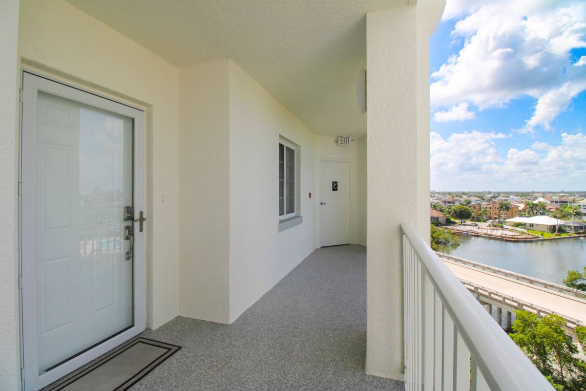 House for rent at 35 Bluebill Ave, Naples, FL 34108