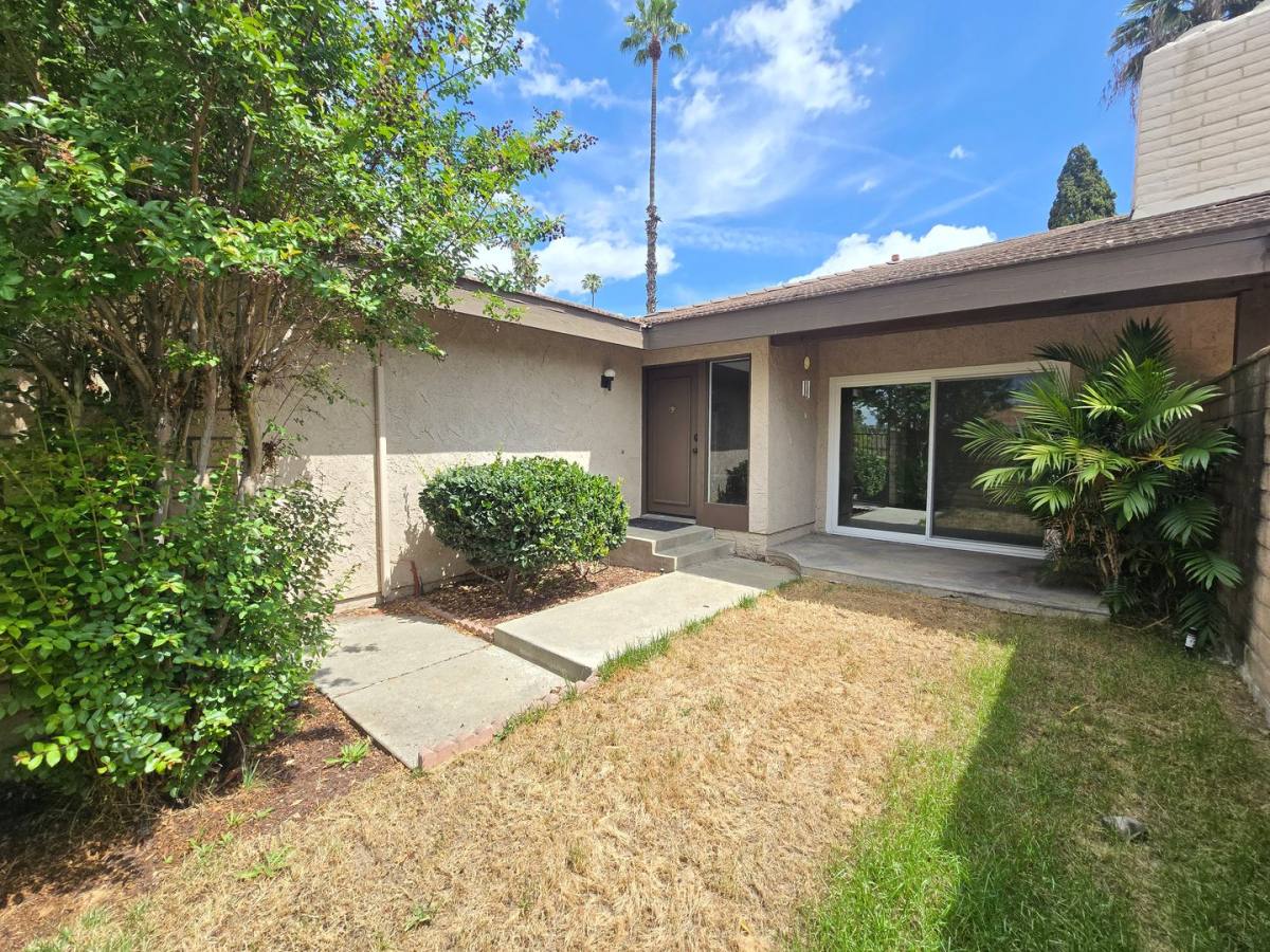 House for rent at 5404 Quince St, Riverside, CA 92506