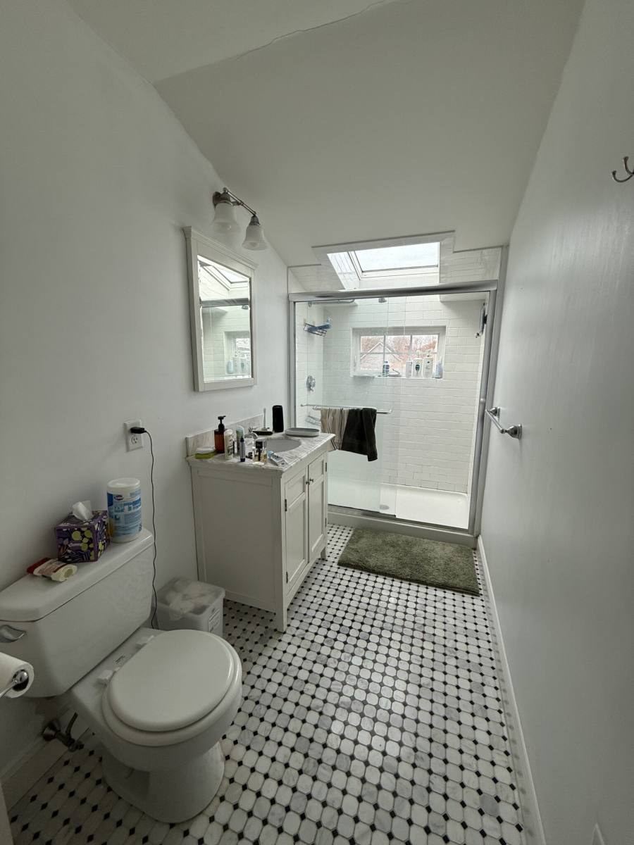 House for rent at 25-27 Crosby Rd #2D, Chestnut Hill, MA 02467