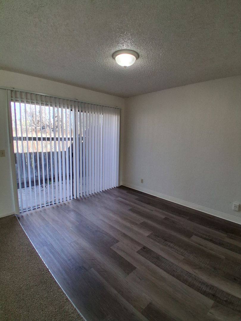Apartment for rent at 1136 E Fedora Ave, Fresno, CA 93704