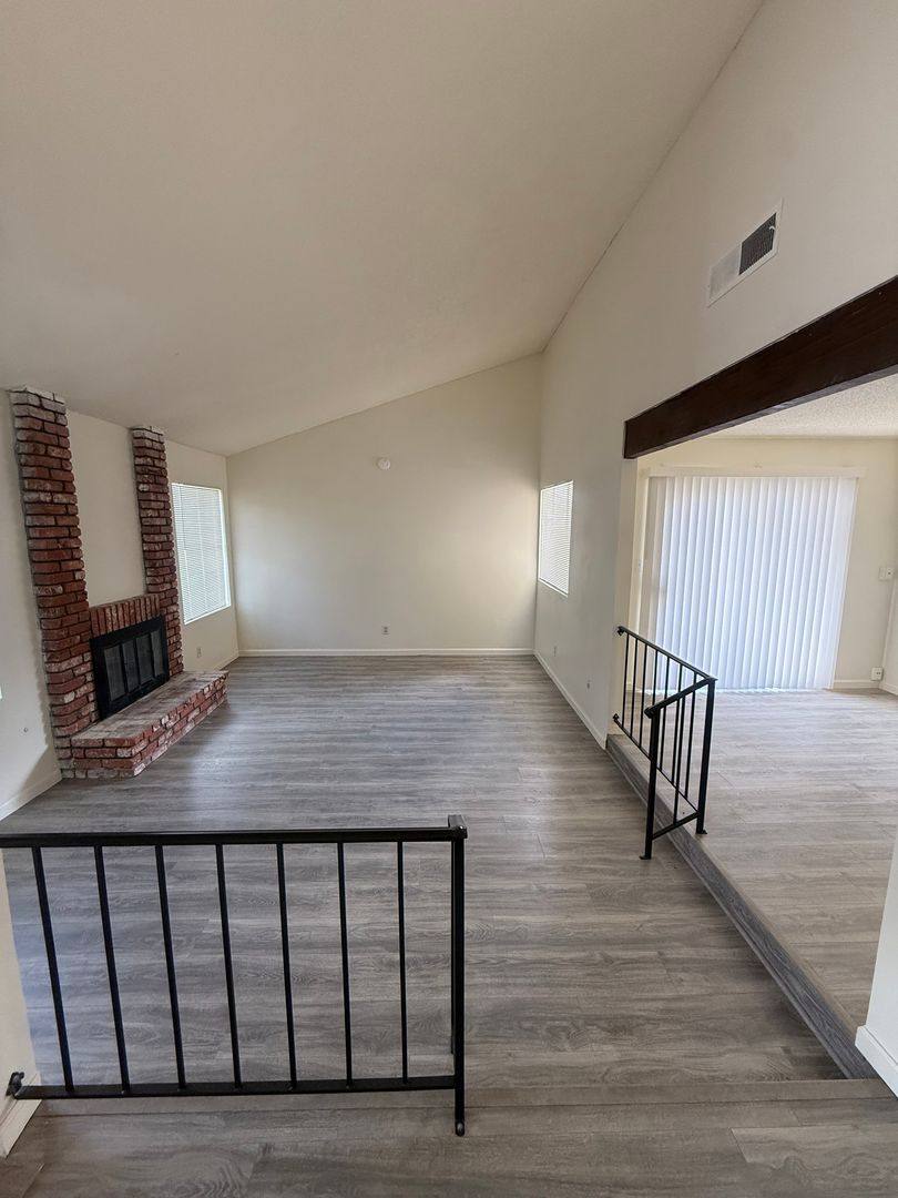 House for rent at 3012 Catalina Dr, Bakersfield, CA 93306