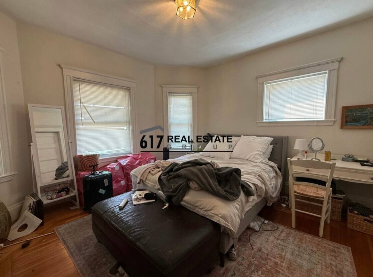 Apartment for rent at 10 Dickson St, Somerville, MA 02144