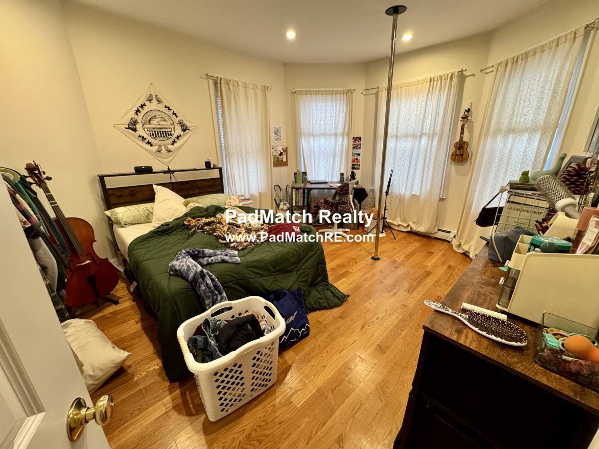 Apartment for rent at 322 Western Ave #1, Cambridge, MA 02139