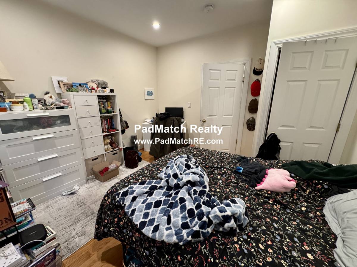 Apartment for rent at 322 Western Ave #1, Cambridge, MA 02139