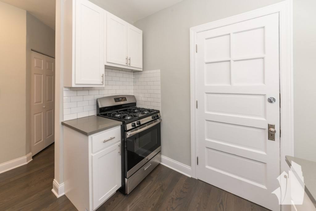 Apartment for rent at 5059 N Damen #2E, Chicago, IL 60640