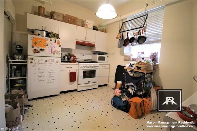 Apartment for rent at 1668 Commonwealth Ave #15, Brighton, MA 02135