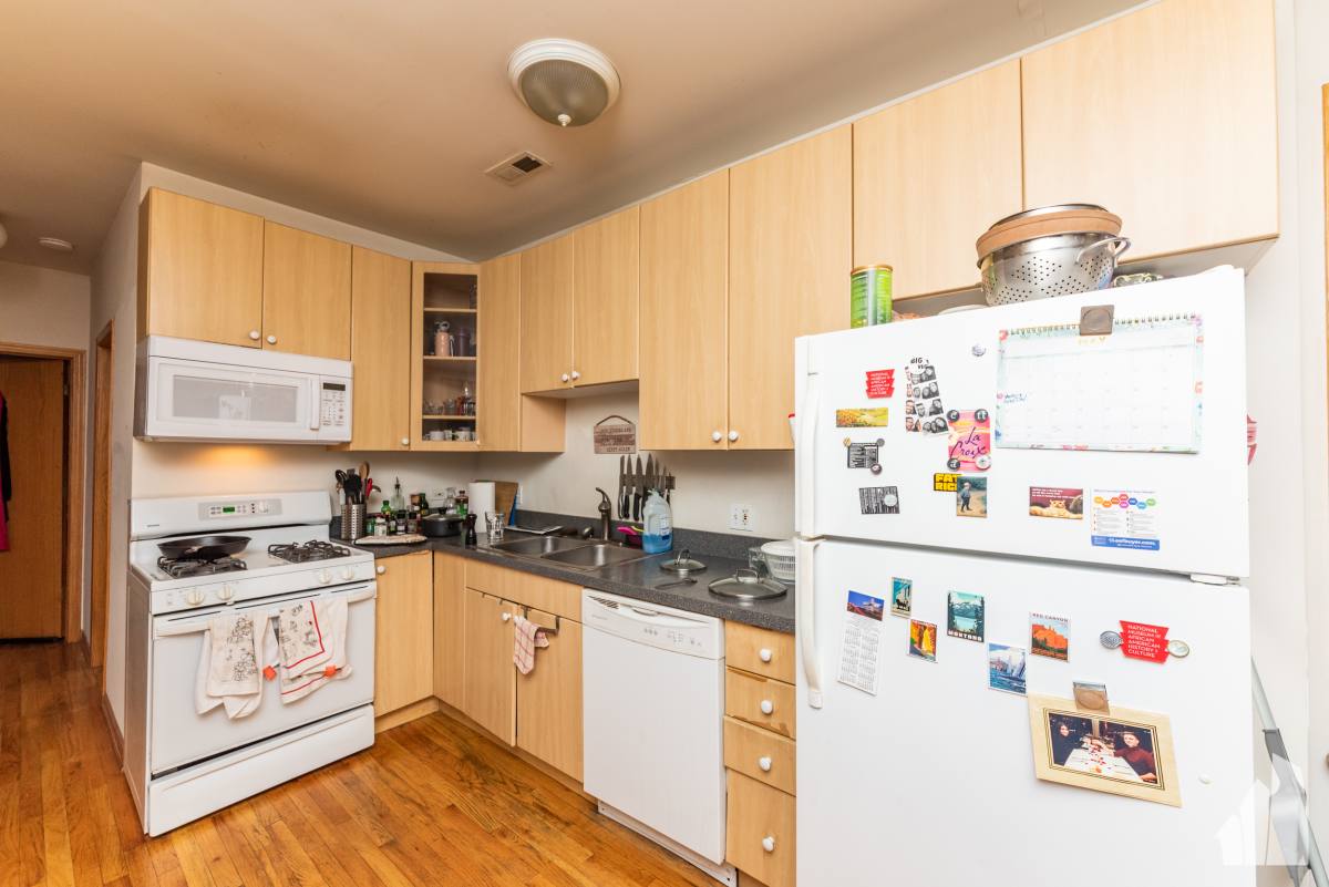 Apartment for rent at 819 Wood #2, Chicago, IL 60622