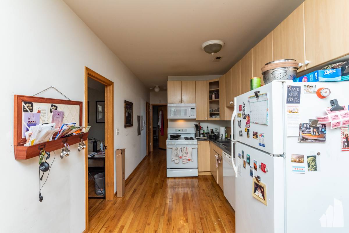 Apartment for rent at 819 Wood #2, Chicago, IL 60622