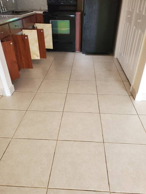 Townhouse for rent at 43rd Place #4, Hialeah, FL 33012
