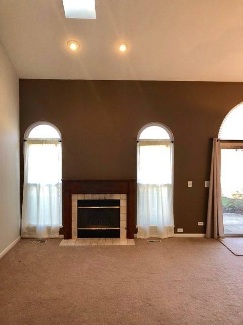 Townhouse for rent at 725 Ripple Brook Lane, Elgin, IL 60120