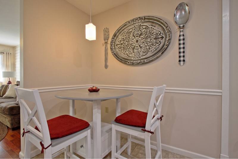 Apartment for rent at 123 S Railroad St, Hummelstown, PA 17036