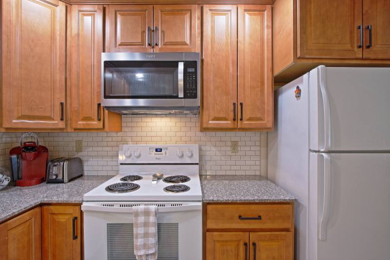 Apartment for rent at 123 S Railroad St, Hummelstown, PA 17036