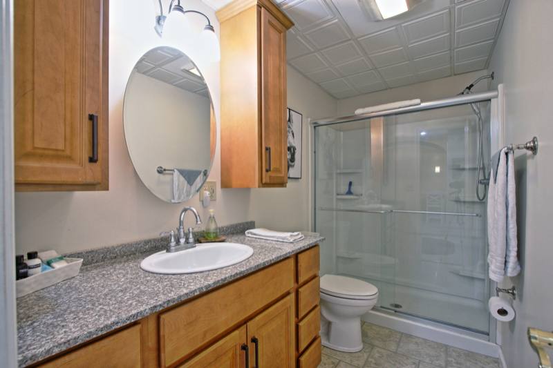 Apartment for rent at 123 S Railroad St, Hummelstown, PA 17036