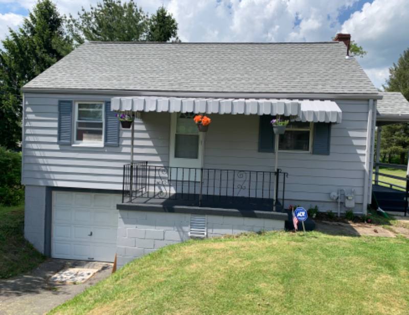 5 Helen St, Coraopolis, PA 15108