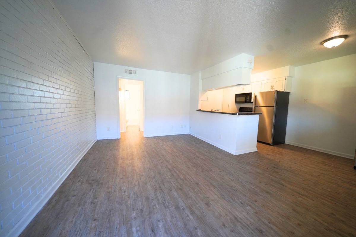 Apartment for rent at 5221 Bonita Ave #201, Dallas, TX 75206