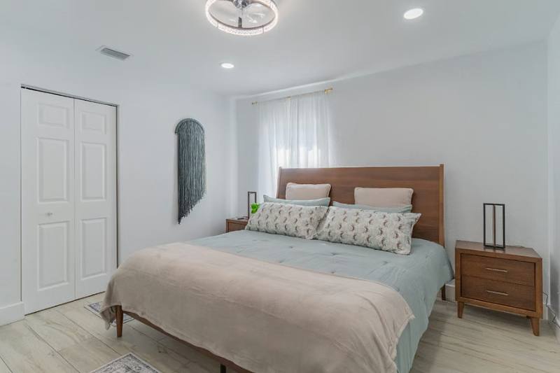 Apartment for rent at 1520 NE 16th Ave, Fort Lauderdale, FL 33304