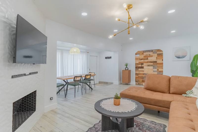Apartment for rent at 1520 NE 16th Ave, Fort Lauderdale, FL 33304