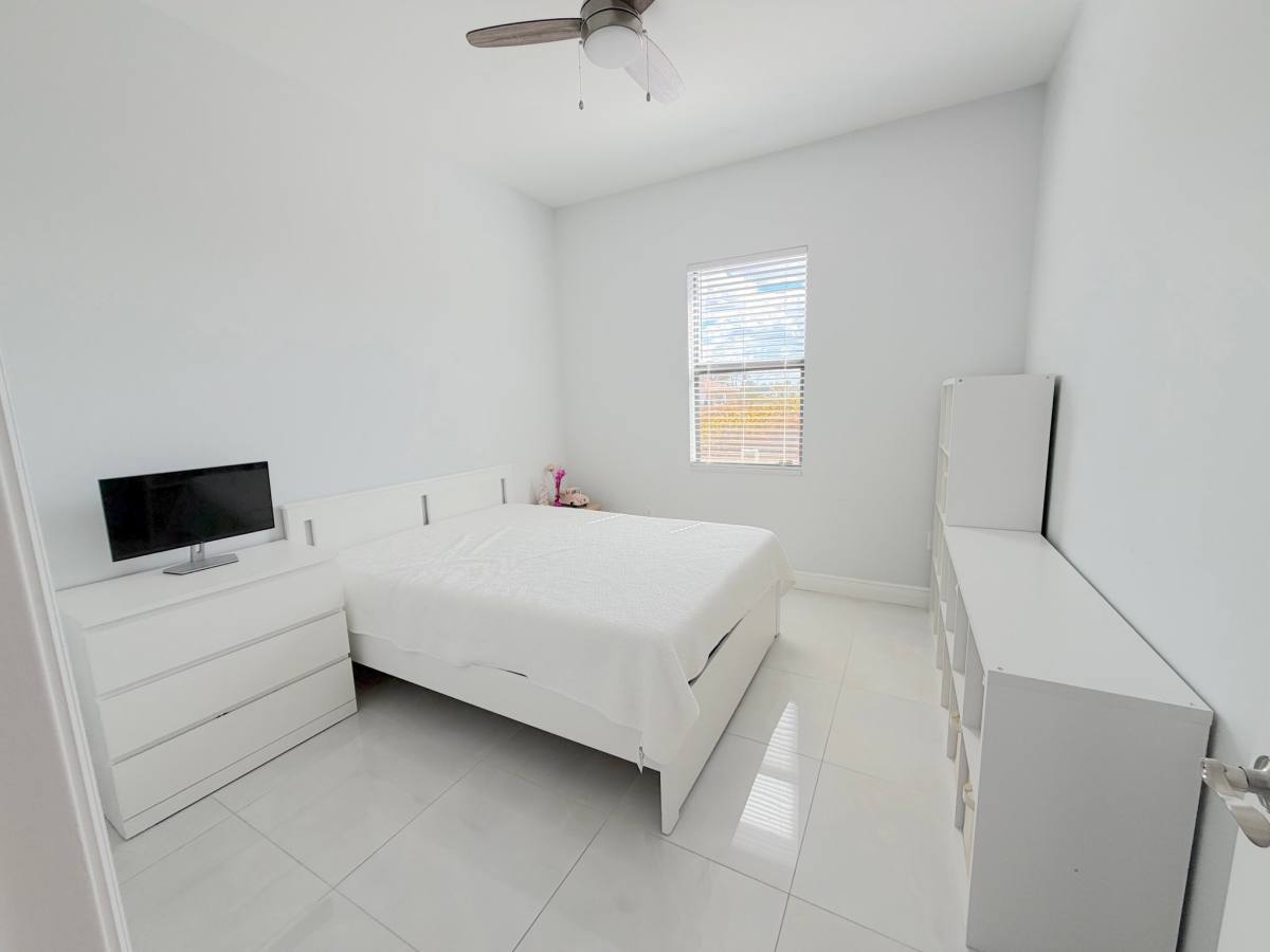 House for rent at 4101 33rd St SW, Lehigh Acres, FL 33976