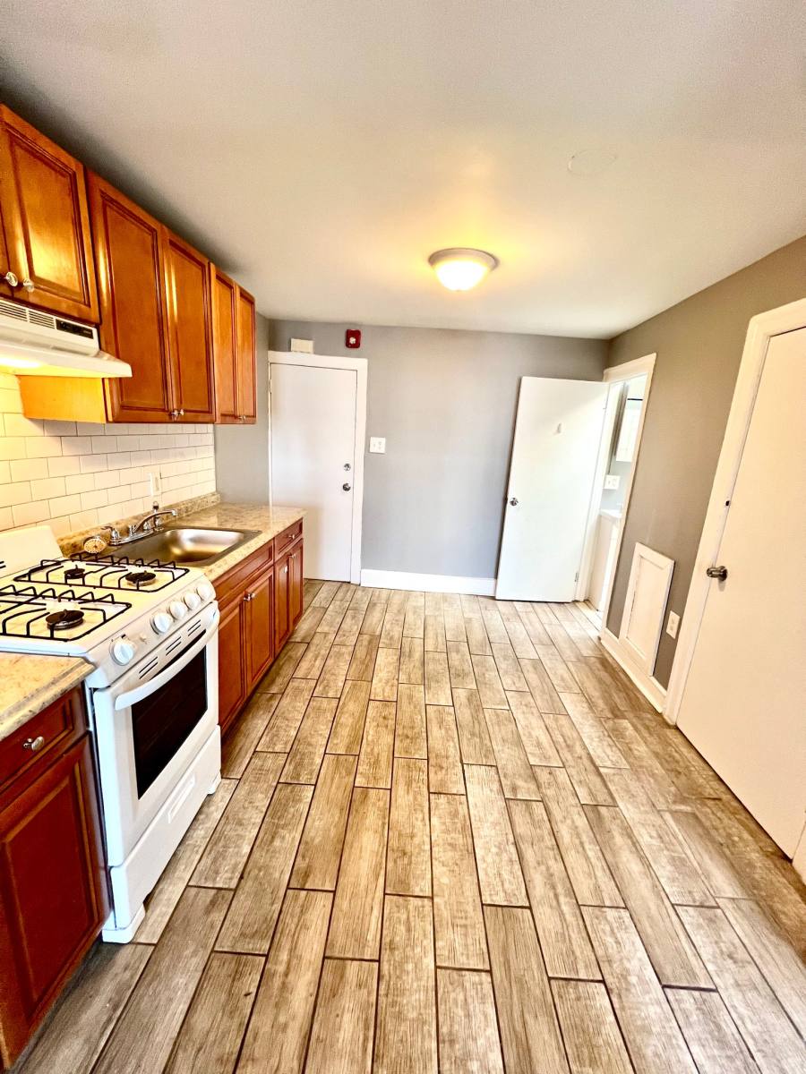 Apartment for rent at 904 E Tioga #2, Philadelphia, PA 19134