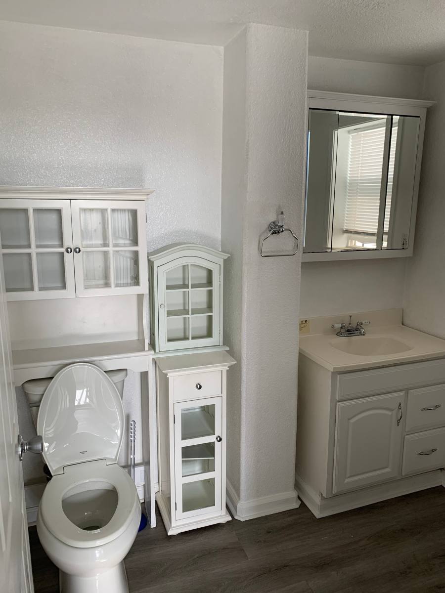 Apartment for rent at 2019 E 20th St #SC, Oakland, CA 94606