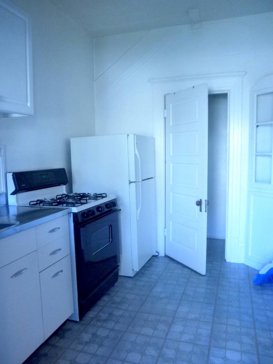 Apartment for rent at 2214 Channing Way #1, Berkeley, CA 94704