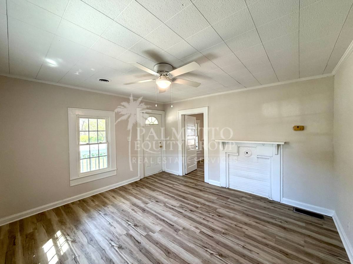 House for rent at 3414 Summit Ave, Greensboro, NC 27405
