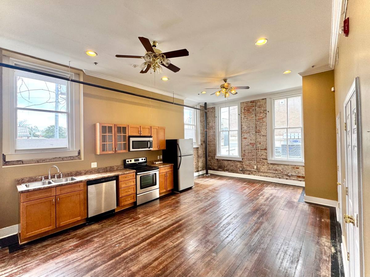 Apartment for rent at 519 Main St #4, Columbus, MS 39701