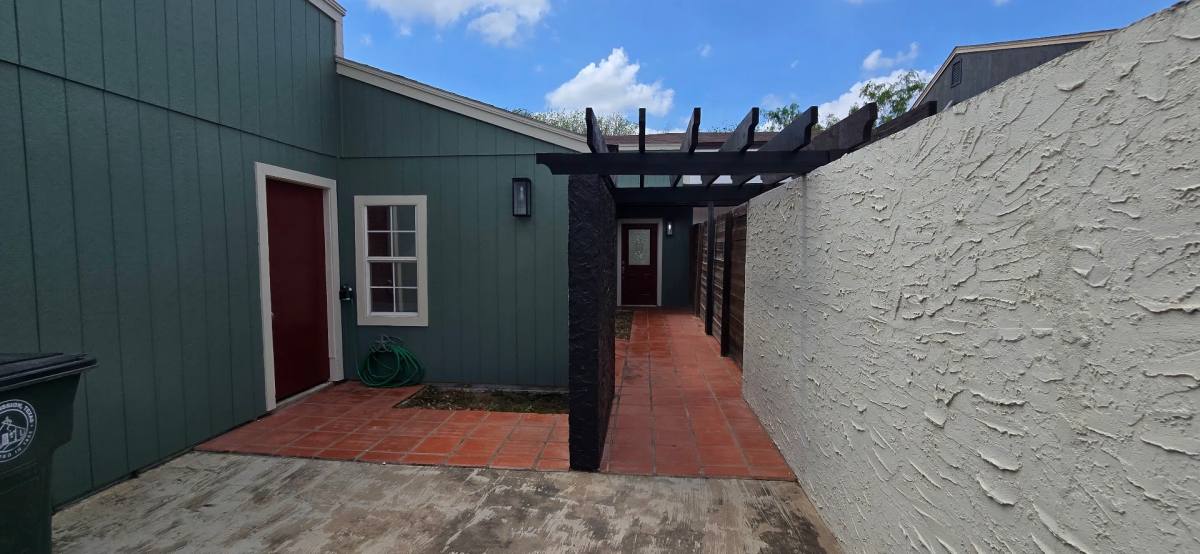 Condo for rent at 1827 Highland Park Ave #1, Mission, TX 78572