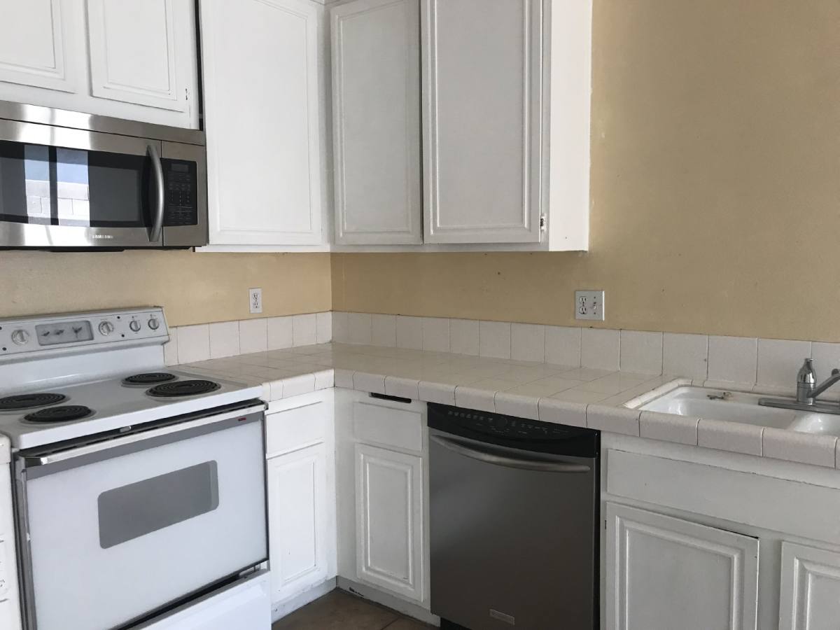 House for rent at 4879 Summerhill Rd, Las Vegas, NV 89121