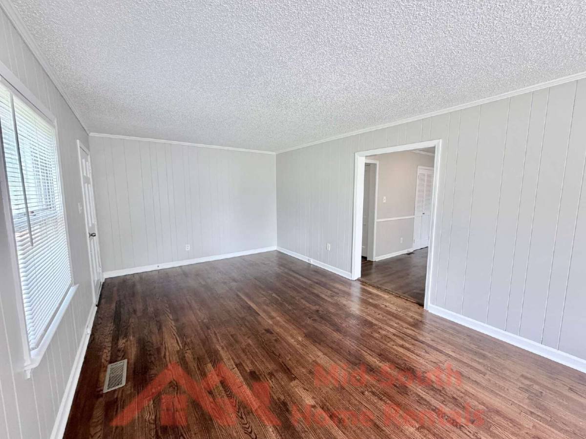 House for rent at 3998 N Victor Dr, Memphis, TN 38122