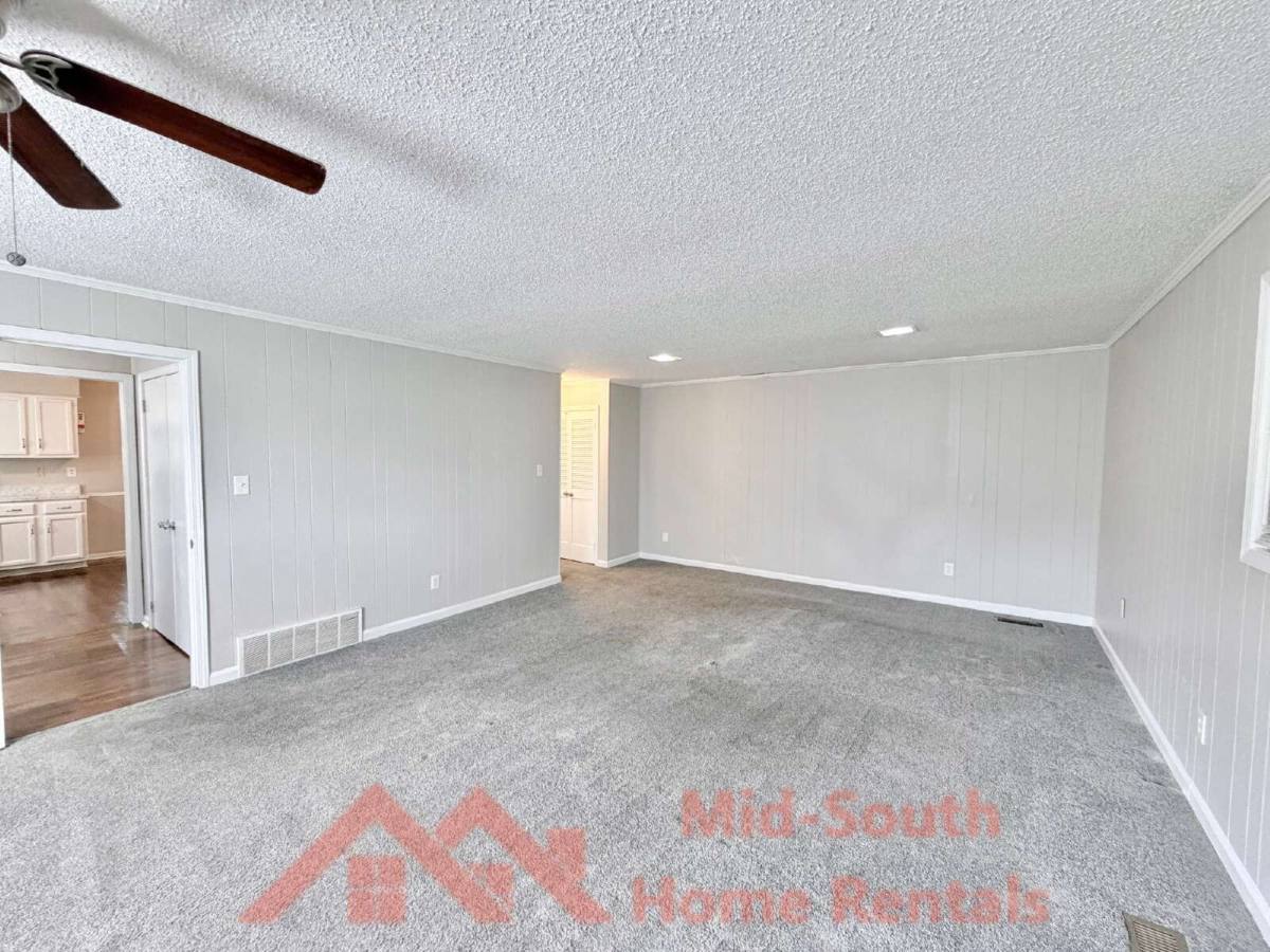 House for rent at 3998 N Victor Dr, Memphis, TN 38122