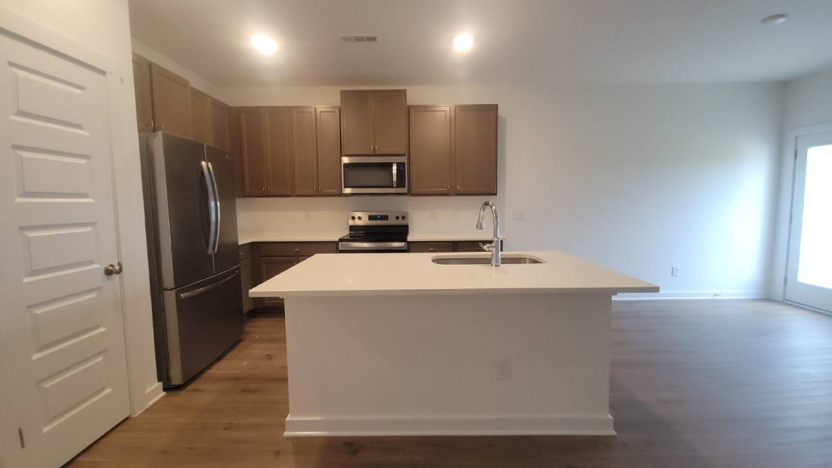 Townhouse for rent at 7582 Discovery Point Dr NW, Huntsville, AL 35806