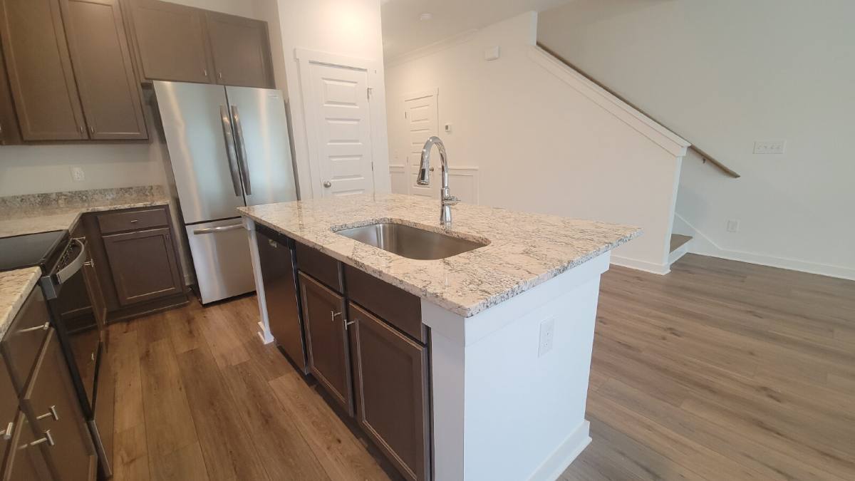 Townhouse for rent at 7593 Discovery Point Dr NW, Huntsville, AL 35806