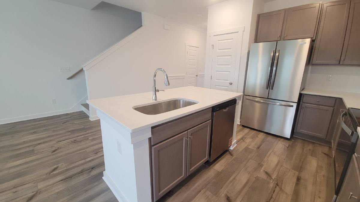 Townhouse for rent at 7580 Discovery Point Dr NW, Huntsville, AL 35806