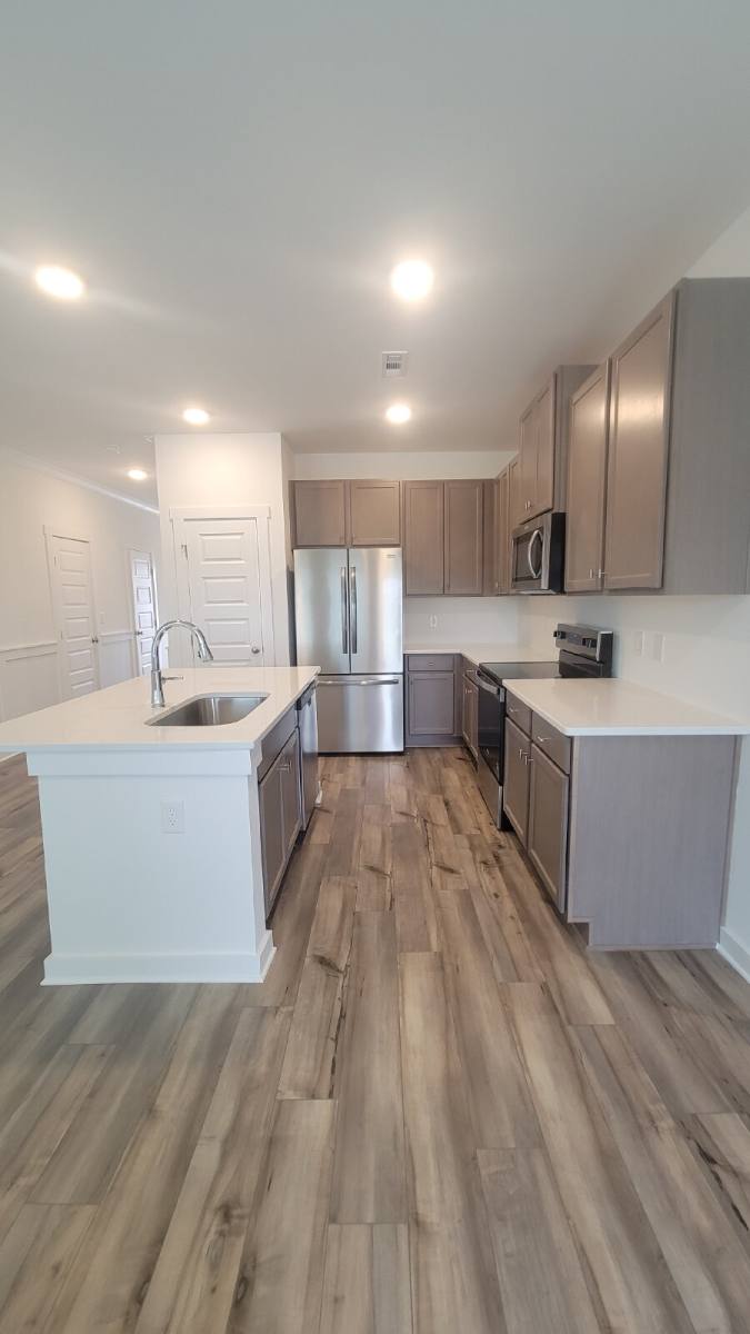 Townhouse for rent at 7580 Discovery Point Dr NW, Huntsville, AL 35806