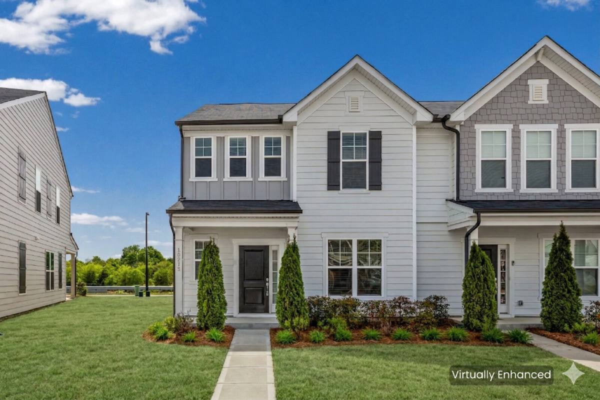 Townhouse for rent at 16212 Leading St, Charlotte, NC 28273
