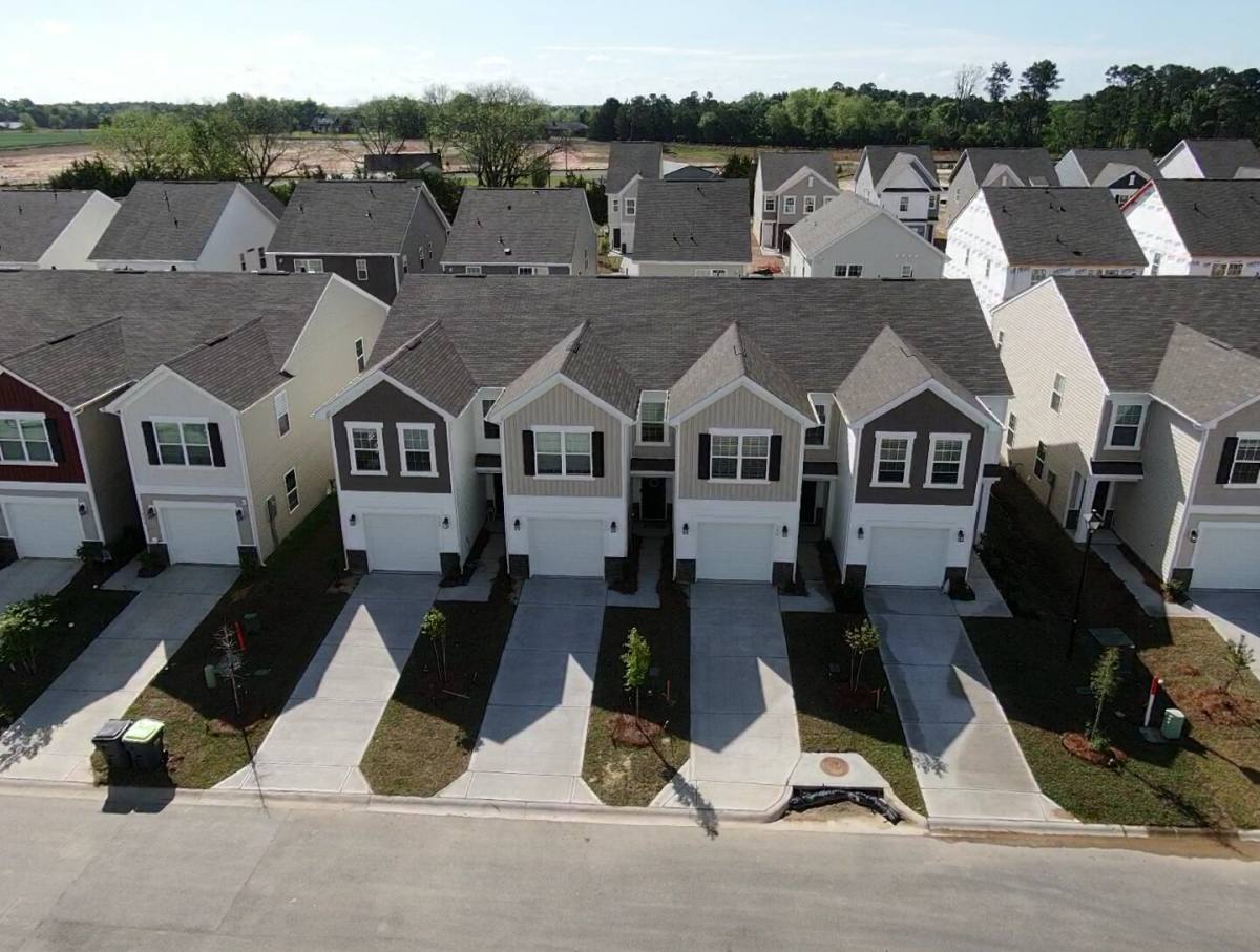 Townhouse for rent at 559 Marcus Way, Gilbert, SC 29054